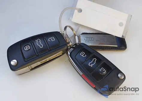 2015 Audi Q3 2.0T Premium Plus из США, поврежденный, VIN WA1EFCFS5FR009385